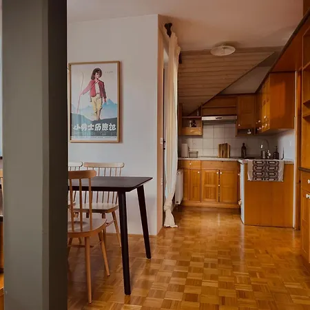 Lakeside Apartmán *